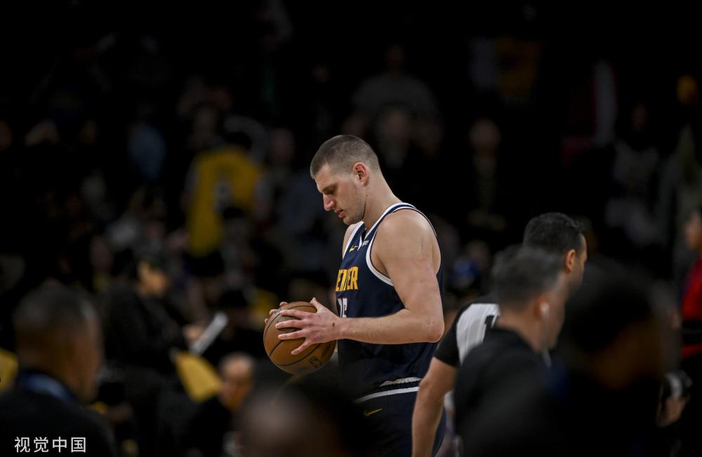 也反映了湖 也反映了湖